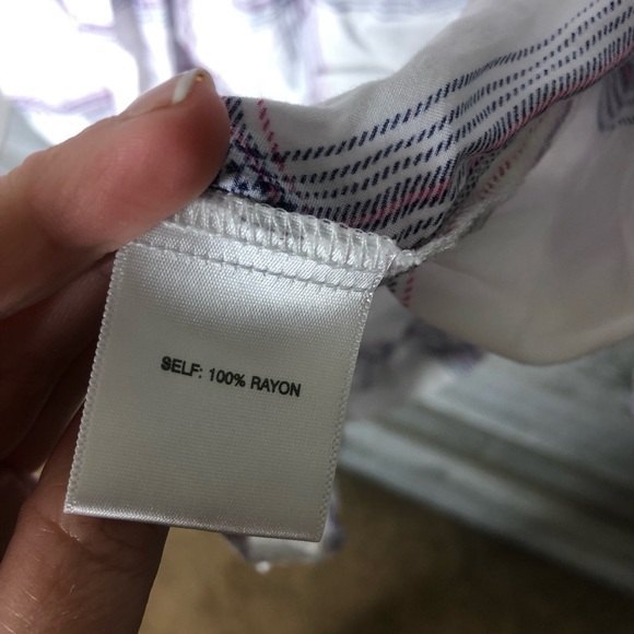 Jane and Delancy medium 100% rayon lightweight button up plaid shirt - Picture 4 of 4